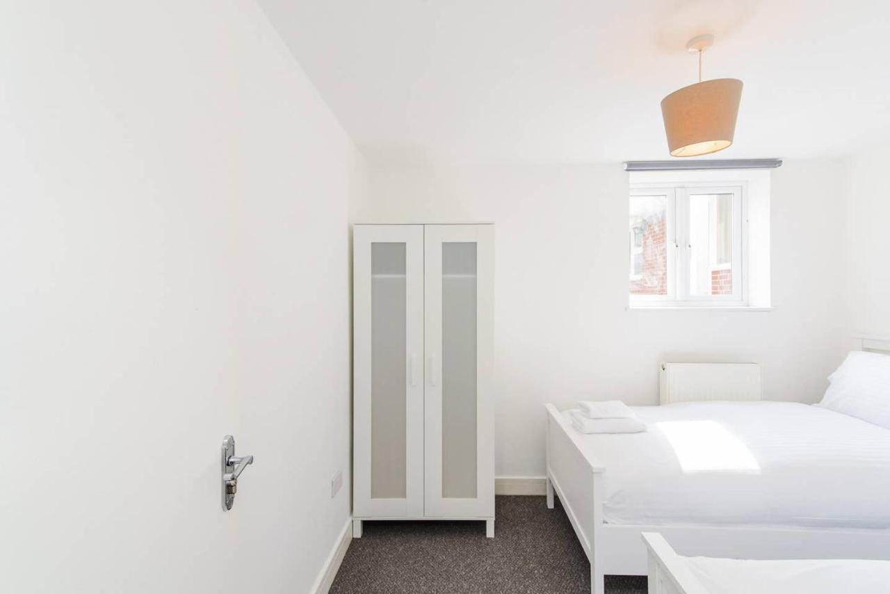 4 Freeland Buildings * Bristol